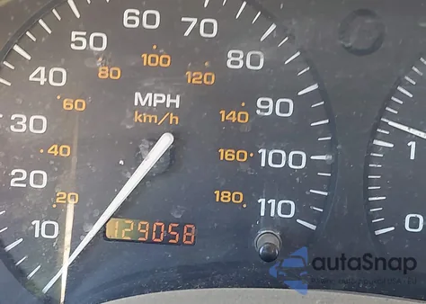 1999 Saturn Sc1 из США, поврежденный, VIN 1G8ZP1287XZ335011